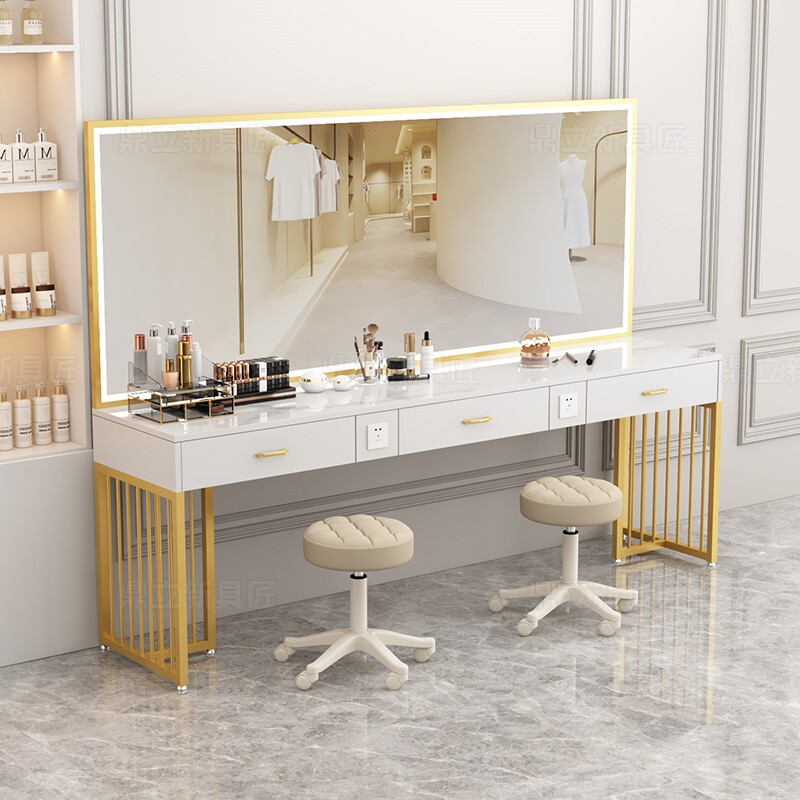 Beauty Makeup Bridal - #Specialized Modern Panel Makeup Table with