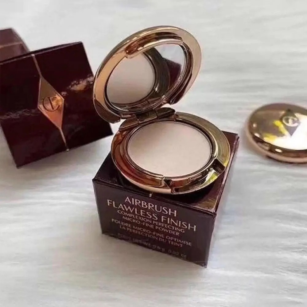 Huda Beauty Makeup Mini Kit - Charlotte Tilbury Thumb-Sized Portable Oil-Control Powder