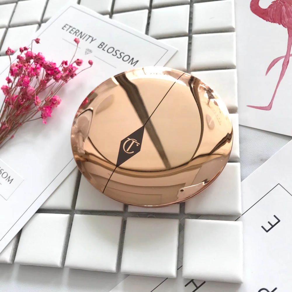 Charlotte Tilbury Set Pressed  - đánh giá và giá Huda Beauty Makeup Mini Kit