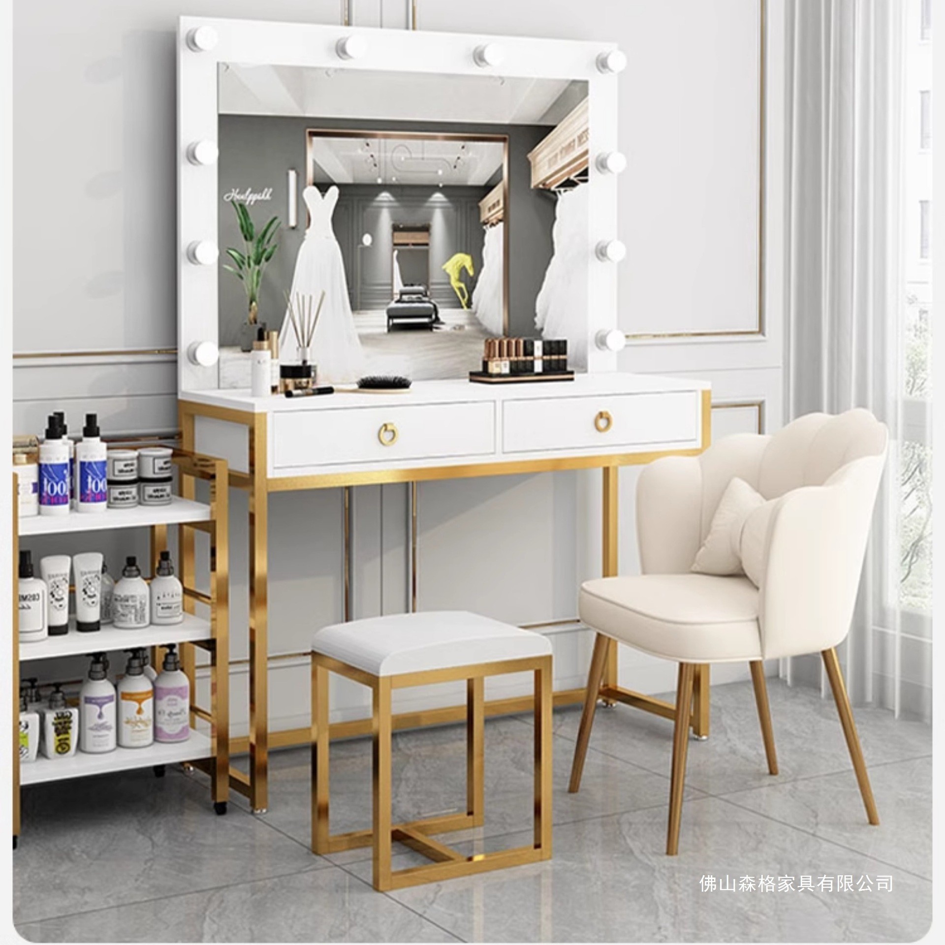 Studio dresser with lamp mirro - đánh giá và giá Beauty Makeup Bridal