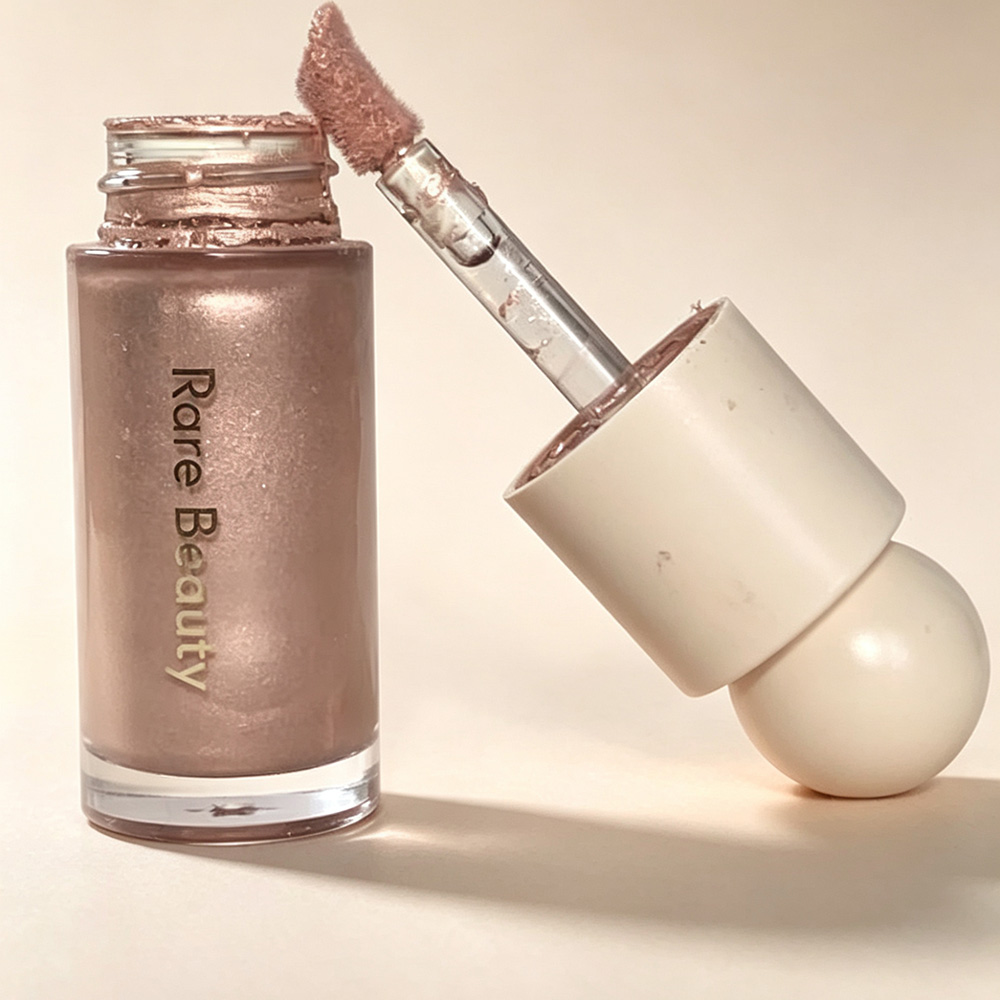 Rare Beauty Light Silky Highli - đánh giá và giá Huda Beauty Makeup Mini Kit