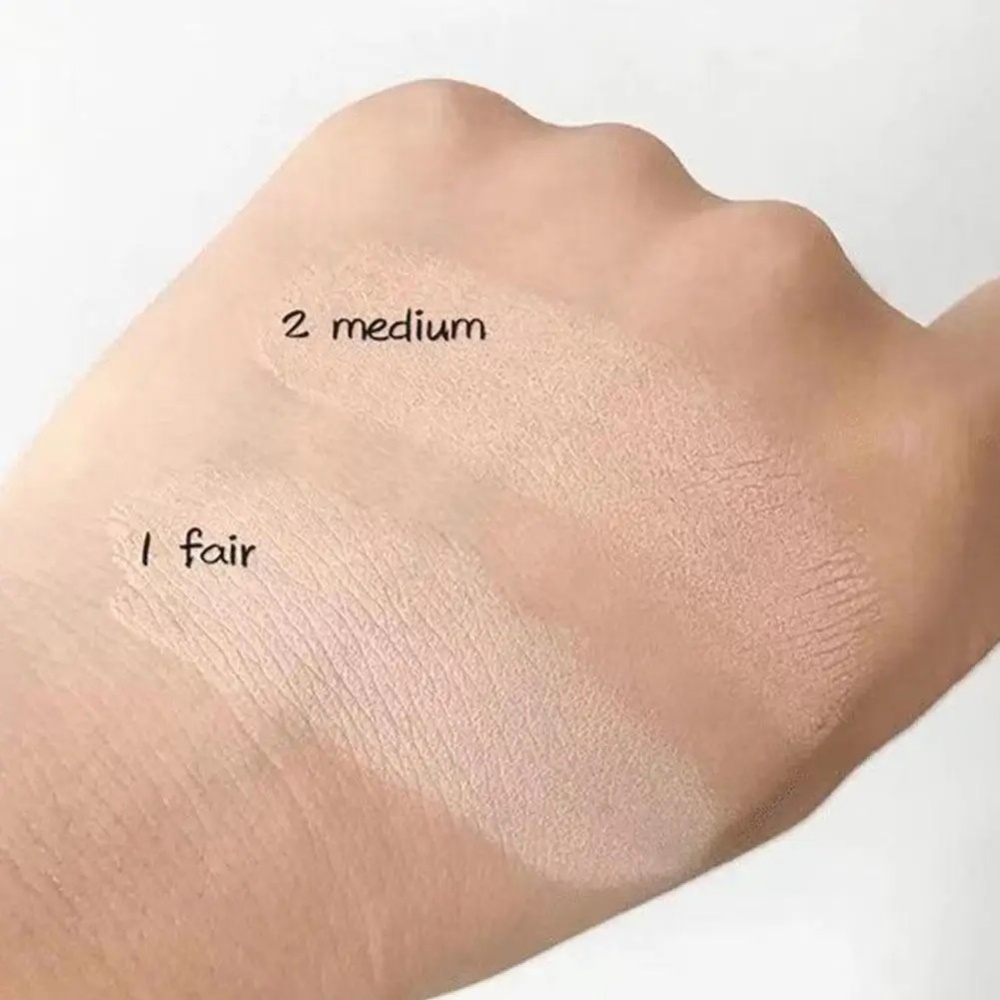Charlotte Tilbury Thumb-Sized  - đánh giá và giá Huda Beauty Makeup Mini Kit