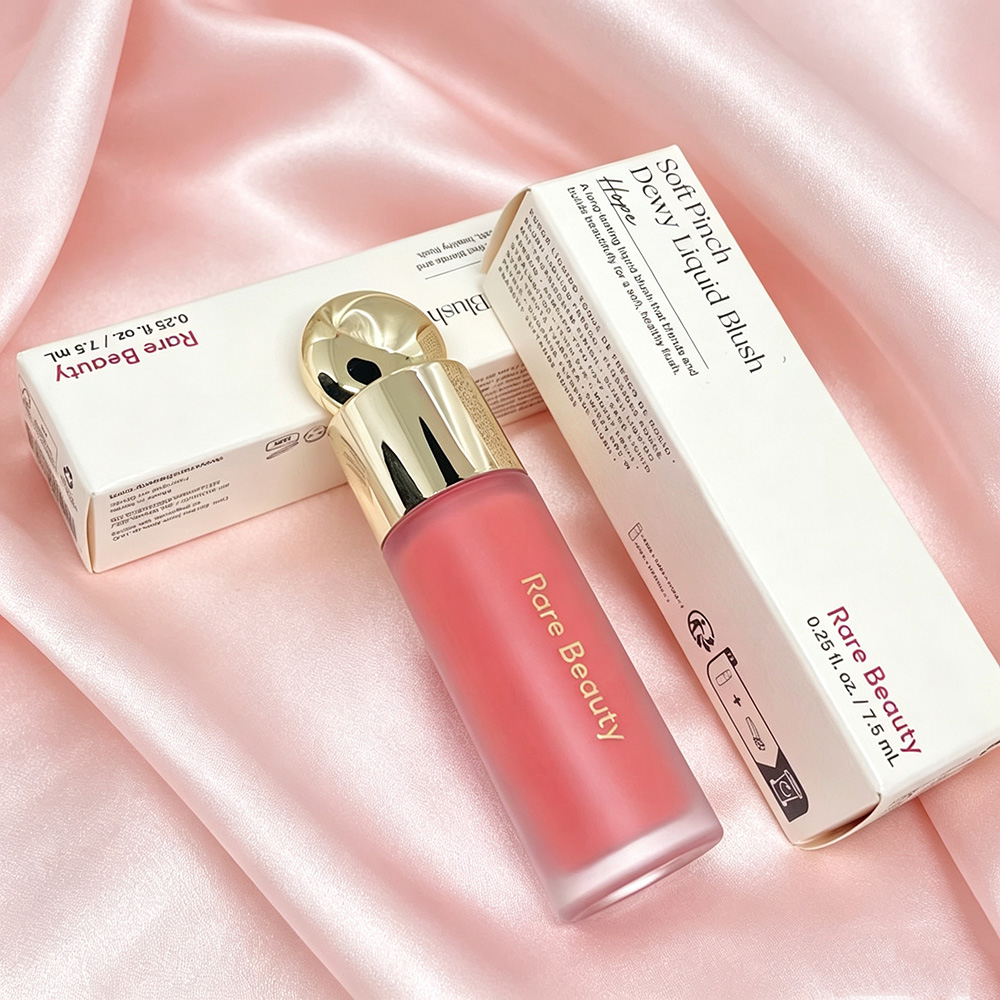 Rare Beauty Mild Touch Velvet  - đánh giá và giá Huda Beauty Makeup Mini Kit