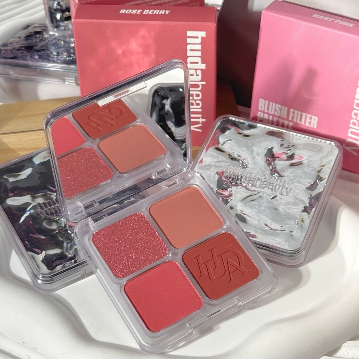 Luxury Huda Easy 4 Color Blush - đánh giá và giá Huda Beauty Makeup Mini Kit