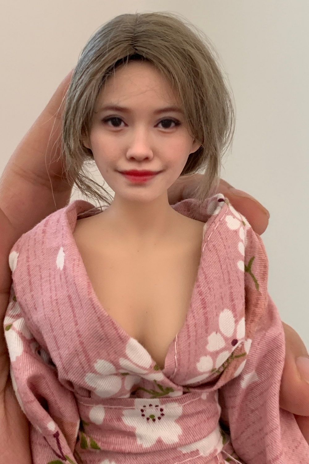 1/6 1/10 1/12 1/18 Scale Reali - đánh giá và giá Beauty Makeup Edit